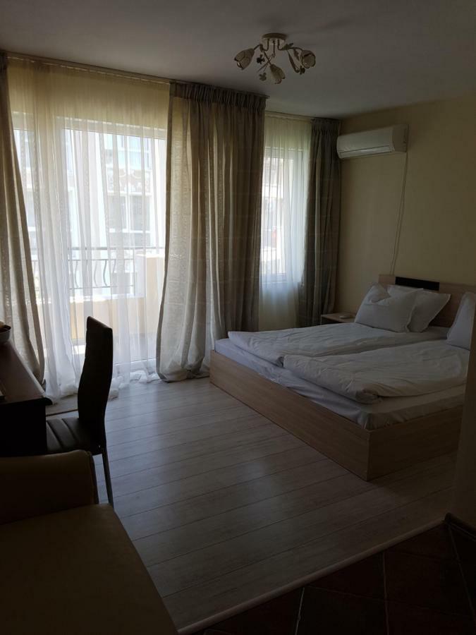Guesthouse Zanier Νεσέμπαρ Εξωτερικό φωτογραφία