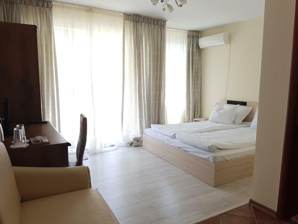 Guesthouse Zanier Νεσέμπαρ Εξωτερικό φωτογραφία