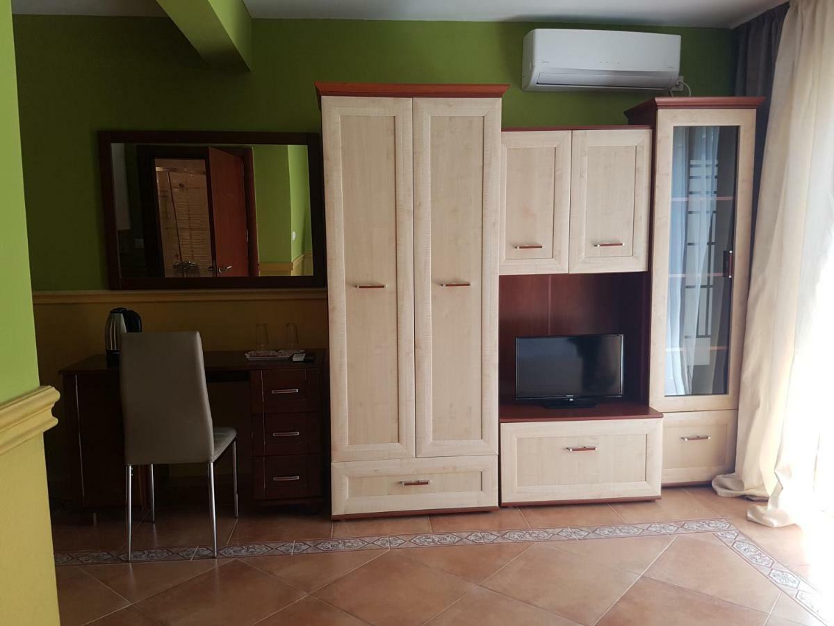 Guesthouse Zanier Νεσέμπαρ Εξωτερικό φωτογραφία